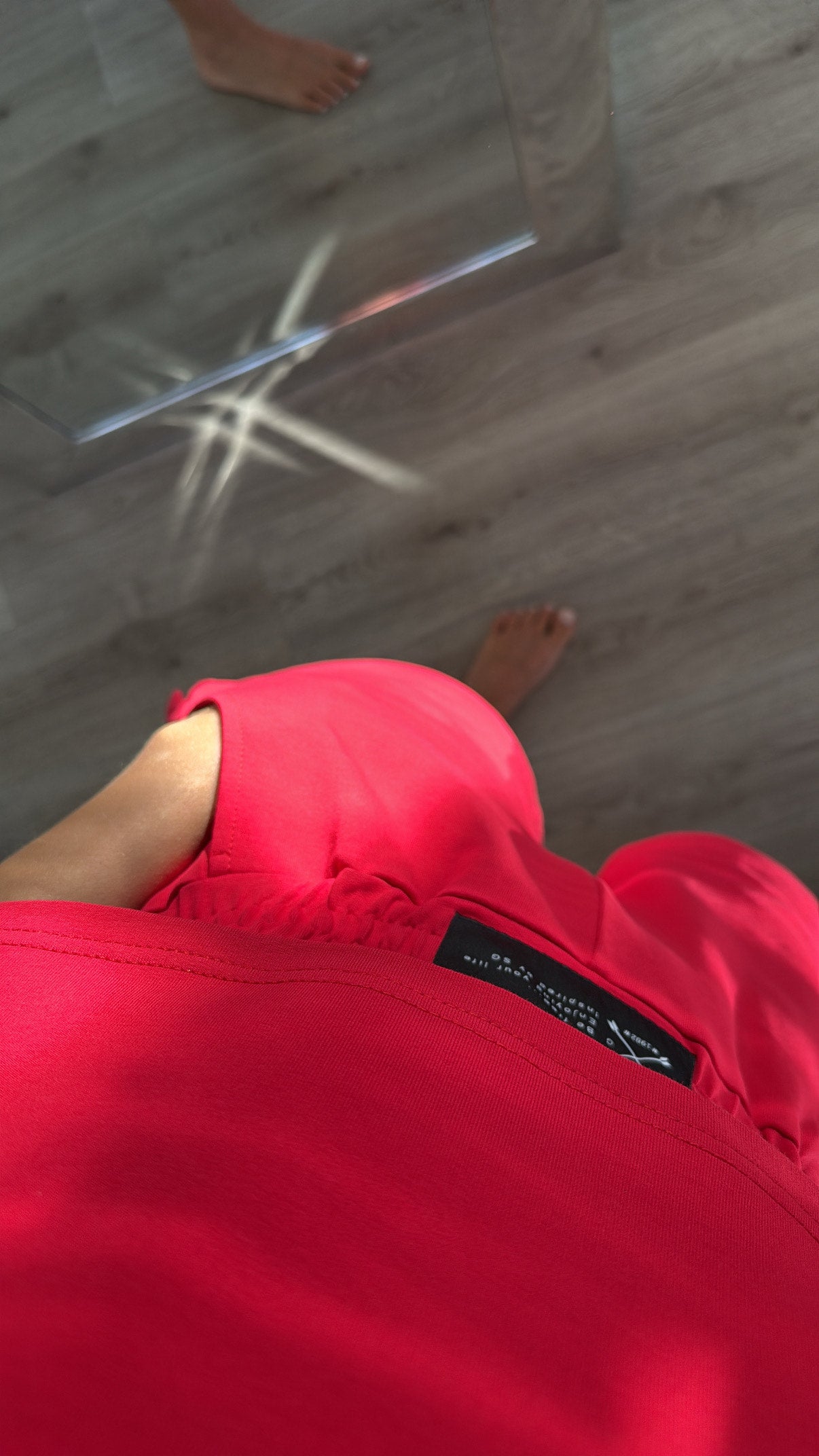 „Love In Red" marškinėliai