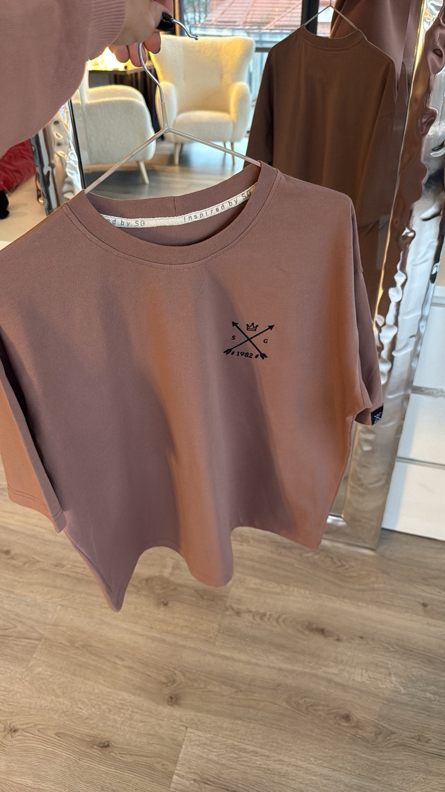 #SG1982# Smėlio spalvos džemperis