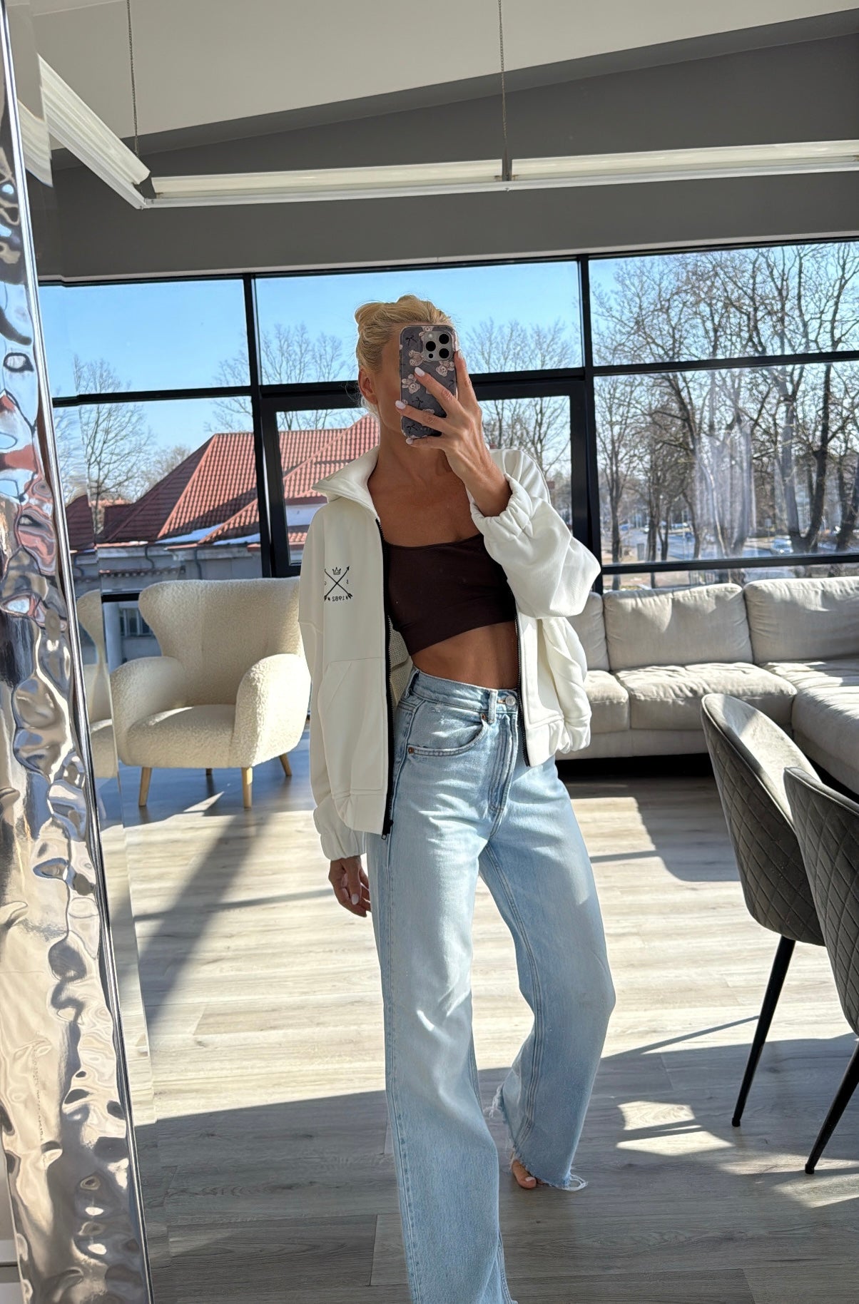 Baltas oversize džemperis #SG1982#