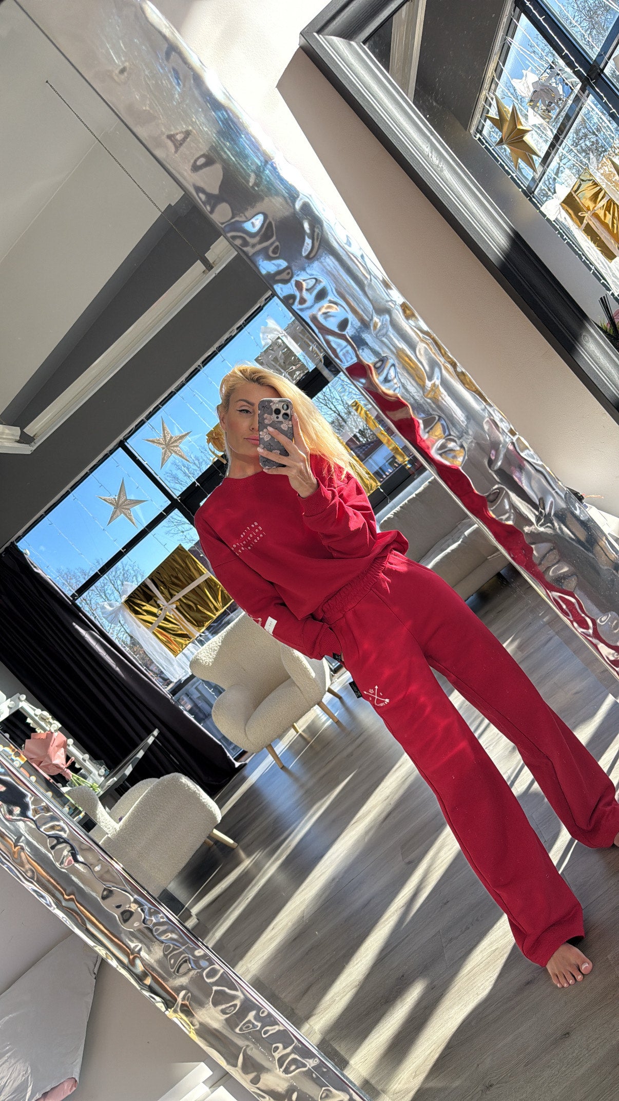 ,,Love In Red" trisiūlio plačios kelnės