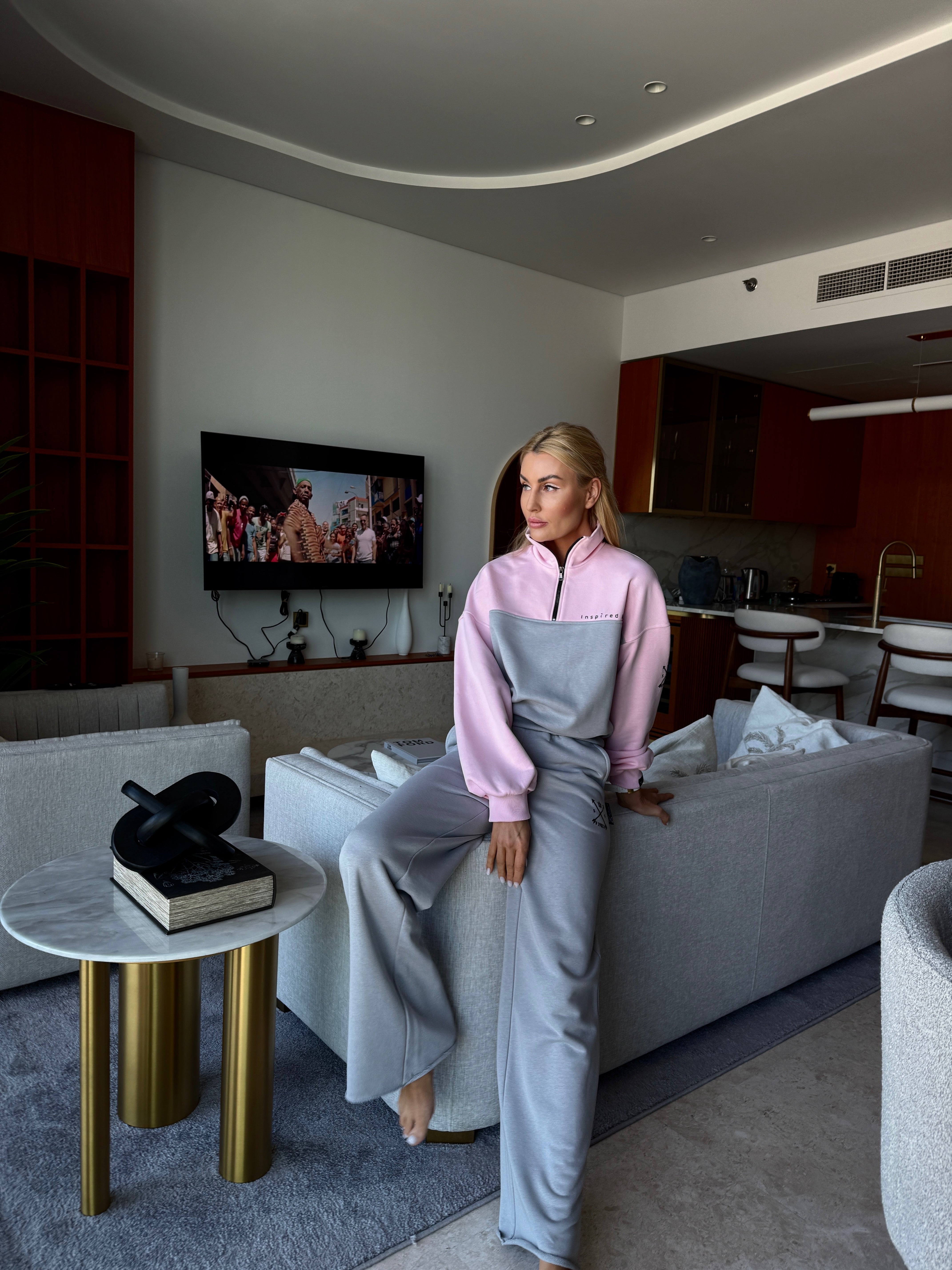 ,,Pink&Grey" kelnės