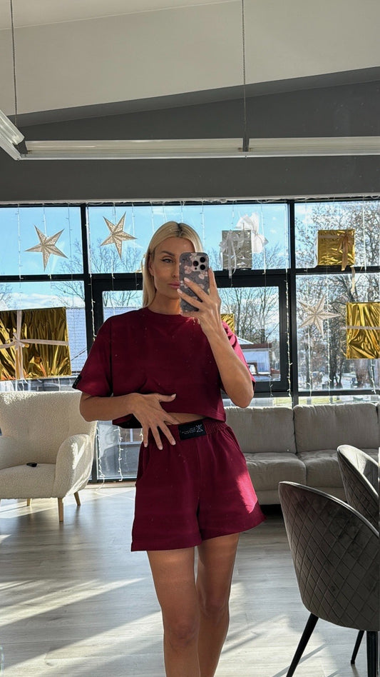 „Burgundy" marškinėliai