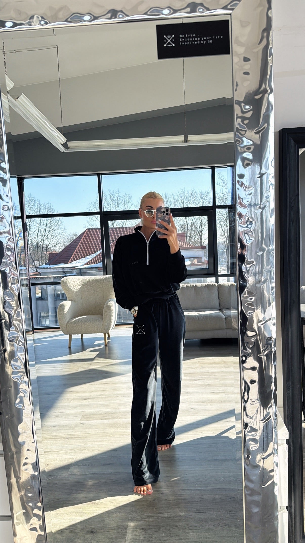 Juodo soft veliūro kelnės #SG1982