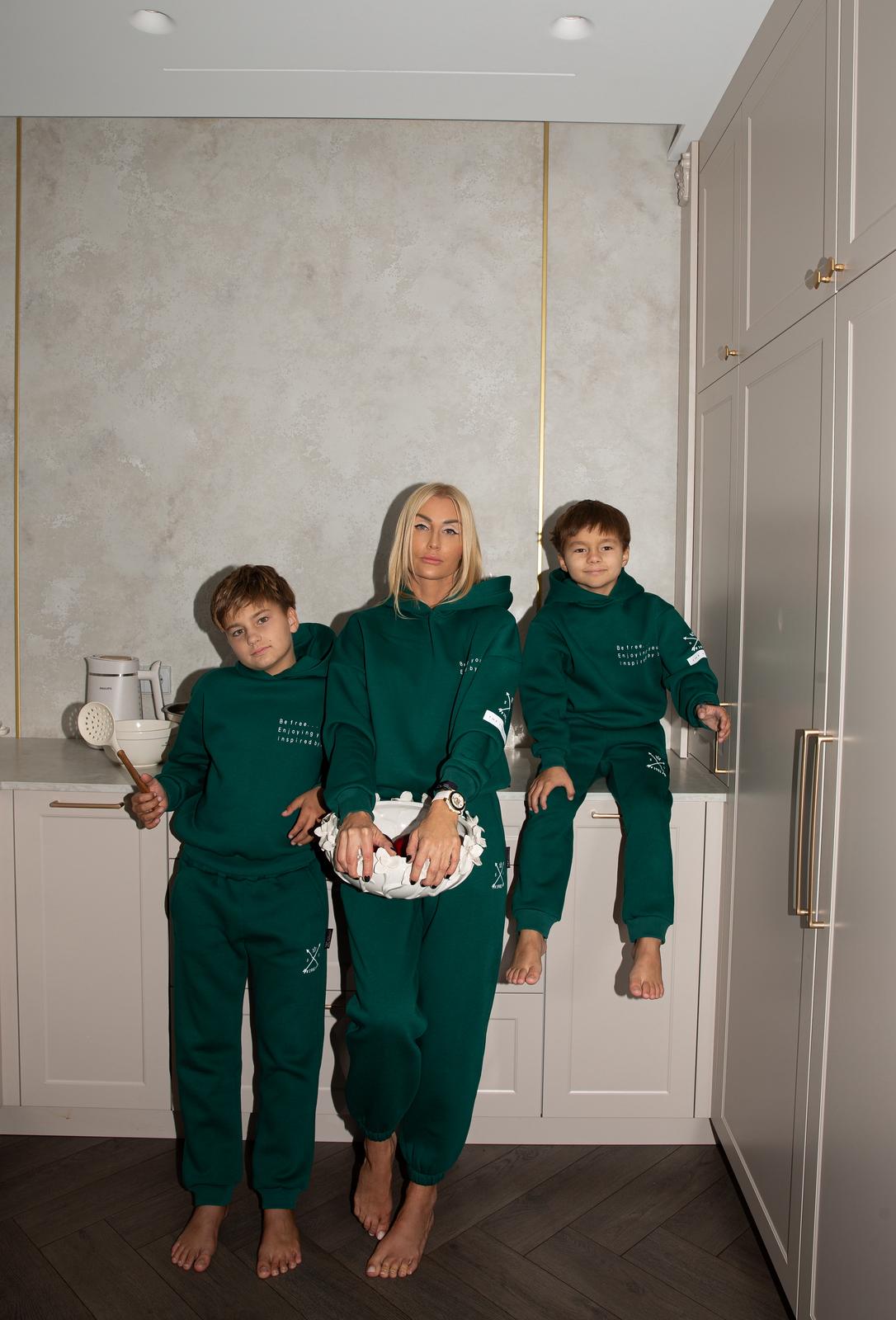 "Benetton green" kostiumėlis VAIKAMS su KAPIŠONU | Su pūkiu | PRE - ORDER