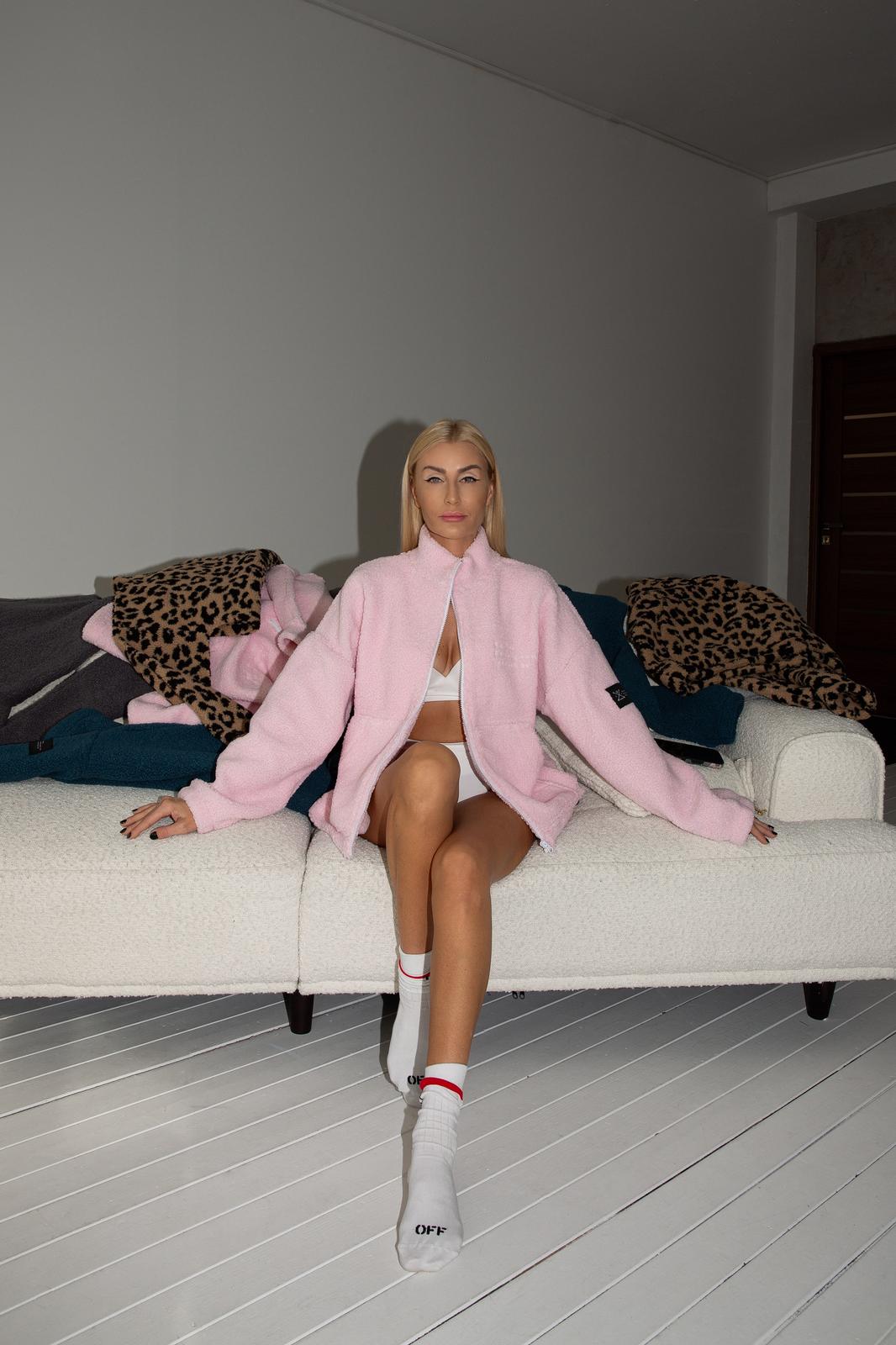 BABY PINK teddy džemperis su pilnu užtrauktuku