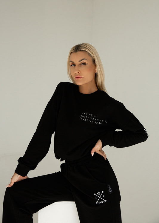 #SG1982# Juodo trisiūlio džemperis