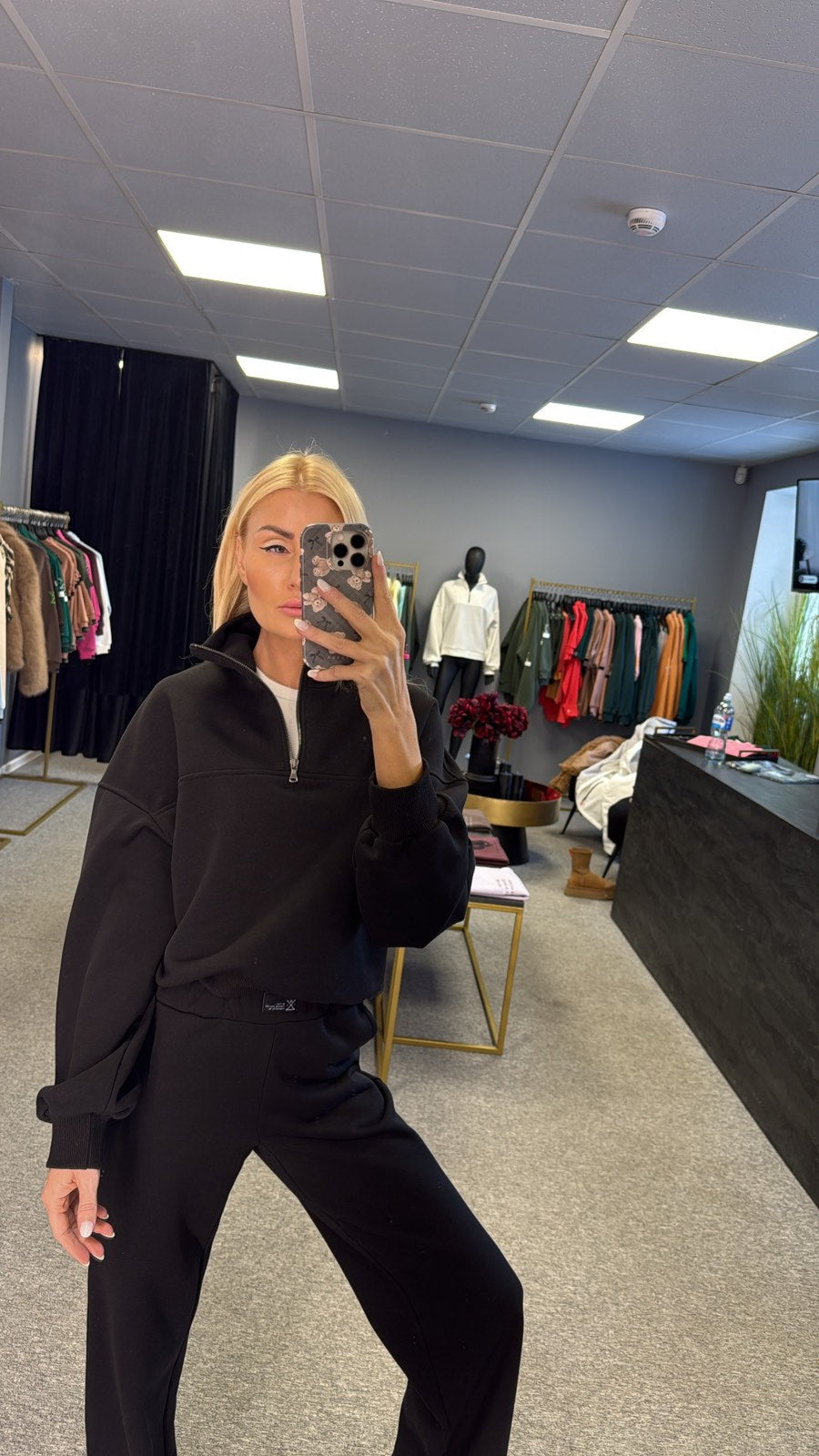 Džemperis SG1982 ,,Black&Black''