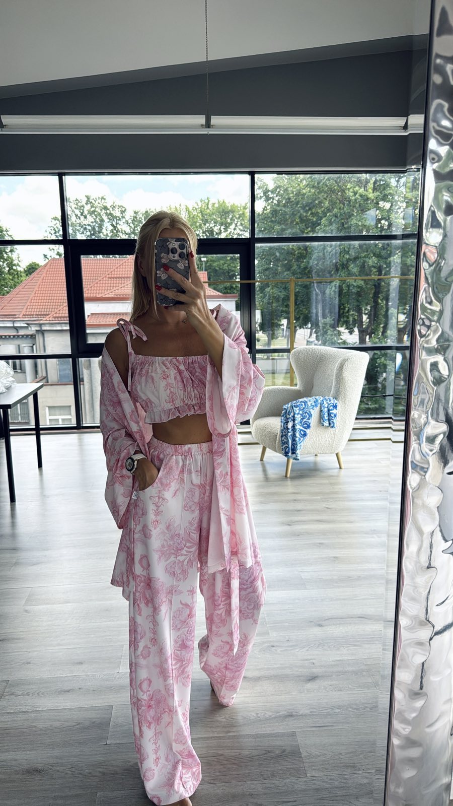 ,,Rosé Bloom" Kelnės